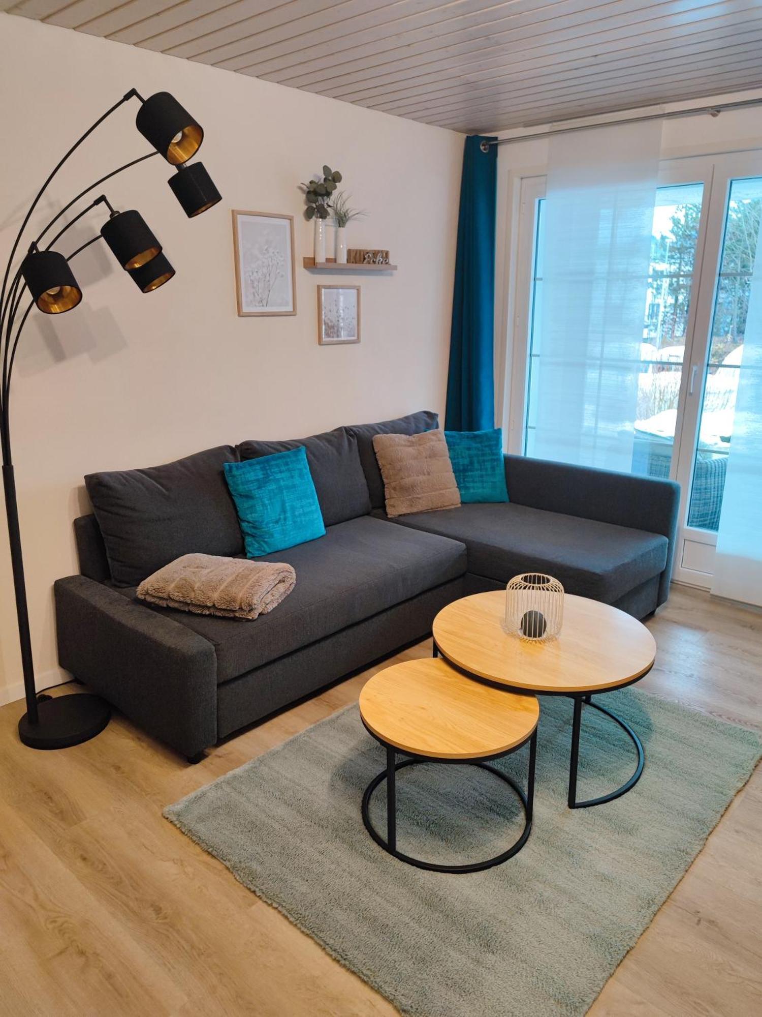 Kleine Auszeit - 2-Zimmer Ferienwohnung Spiez Esterno foto