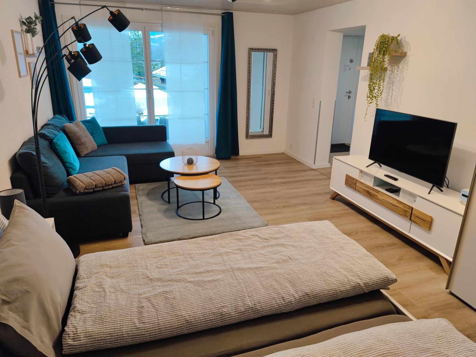 Kleine Auszeit - 2-Zimmer Ferienwohnung Spiez Esterno foto